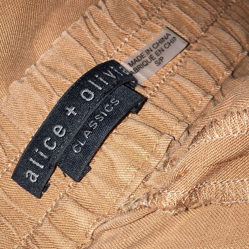 Alice + Olivia Classics Jogger Pants | Size SP - Picture 6 of 7